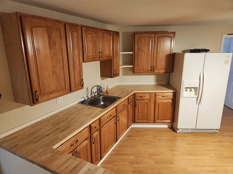 353 Colonial Ct #3 — Photo 3