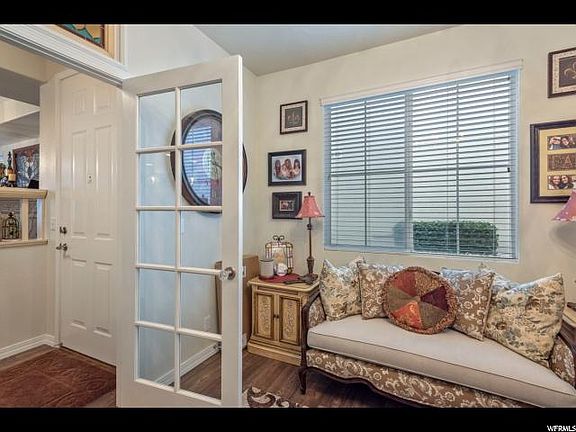4th image of 3896 W Lorient Ave