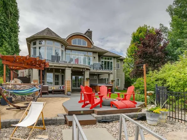 38 S Auburn Sound Lndg SE, Calgary, AB T3M 0C9