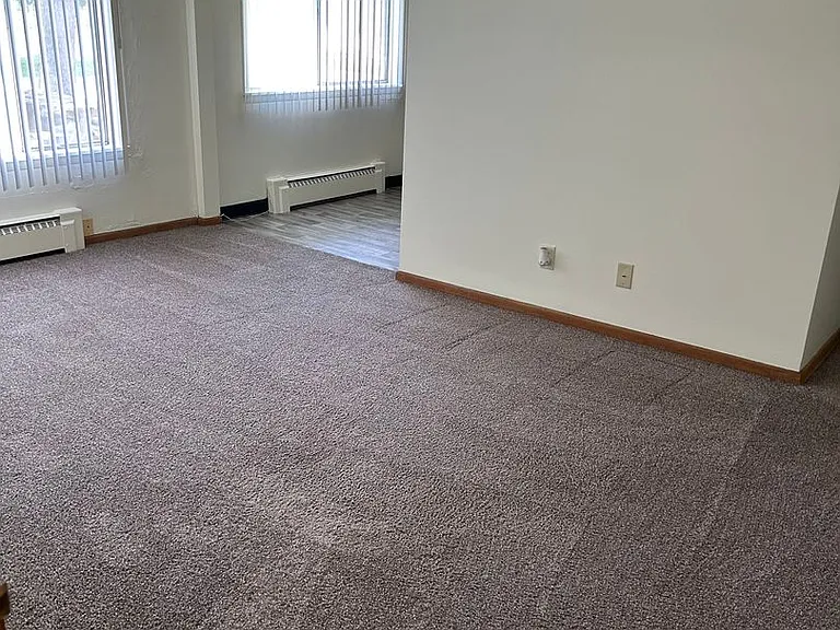 1287 Shawano Avenue Apartments — Photo 6