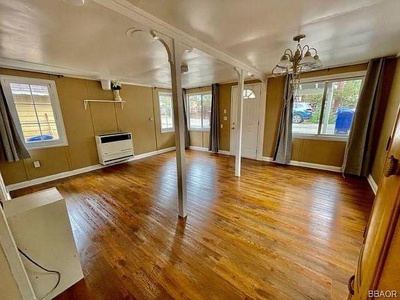2nd image of 679-679 Sunset Ln