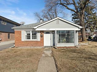 11547 S Meadow Lane Dr, Merrionette Park, IL