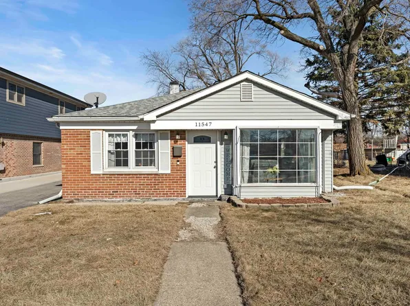 11547 S Meadow Lane Dr, Merrionette Park, IL 60803