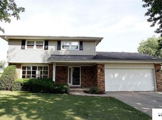 440 Southgate Dr, Lincoln, IL 62656