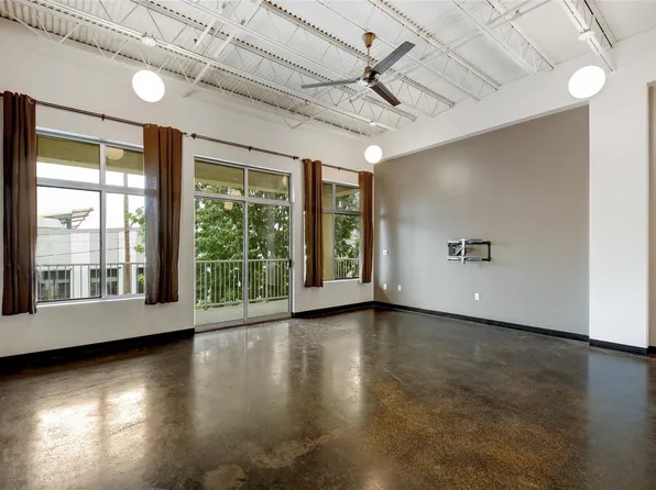 2401 E 6th St #41, Austin, TX 78702