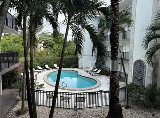 924 SE 2nd St APT 17, Fort Lauderdale, FL 33301