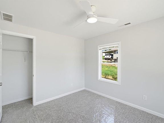 4th image of 1644 Garfield Ave