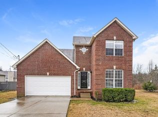 1825 Rory Cv, La Vergne, TN 37086