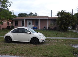 1385 NE 134th St, North Miami, FL 33161