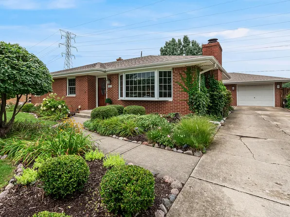 1820 Root St, Crest Hill, IL 60403