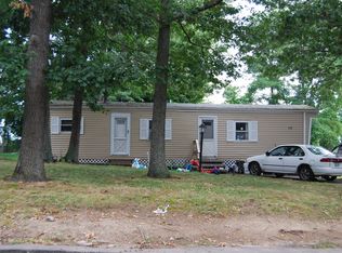 192 Horton Ave, Riverhead, NY 11901