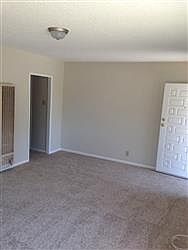 3rd image of 1657 W 67th St