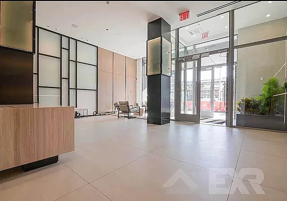Rented by EXR | media 24
