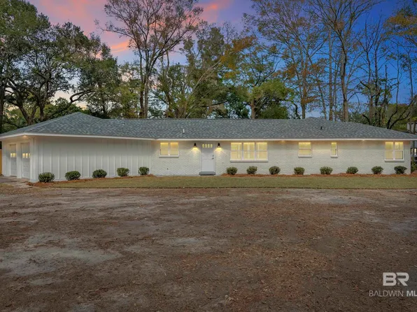 1409 Altair Ln, Mobile, AL 36693