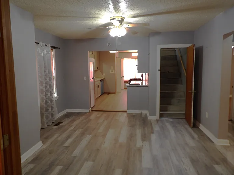 1515 NW Arlington Ave — Photo 5