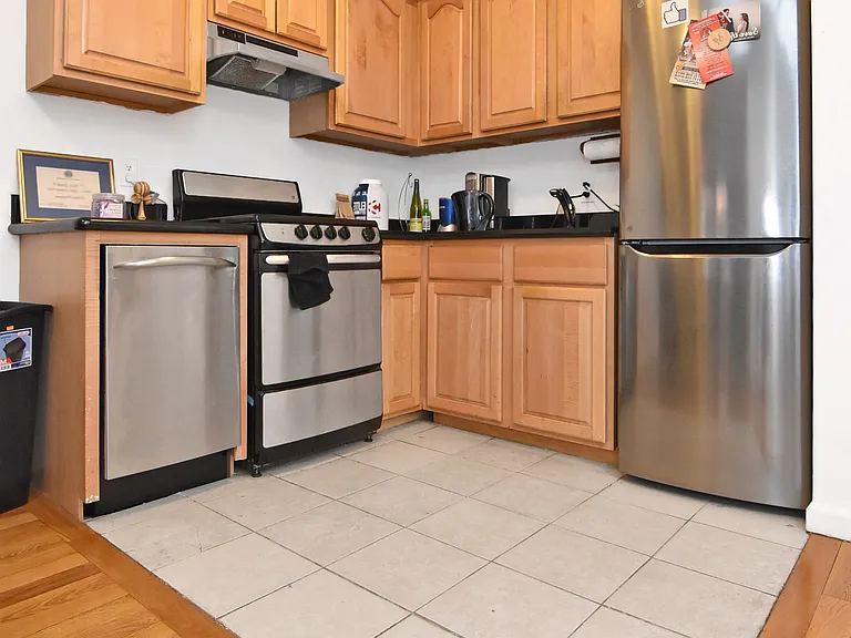 87 Attorney St #5D — Photo 8