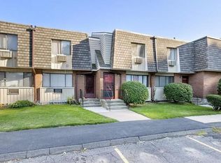 274 High Path Rd, Windsor, CT 06095