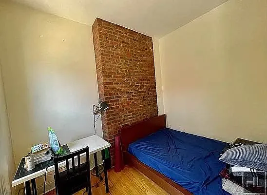 Rented by Brooklyn Group | media 6