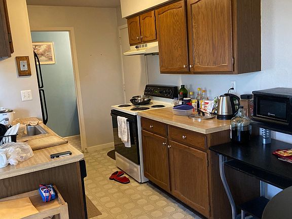 5th image of 303 Neptune Dr