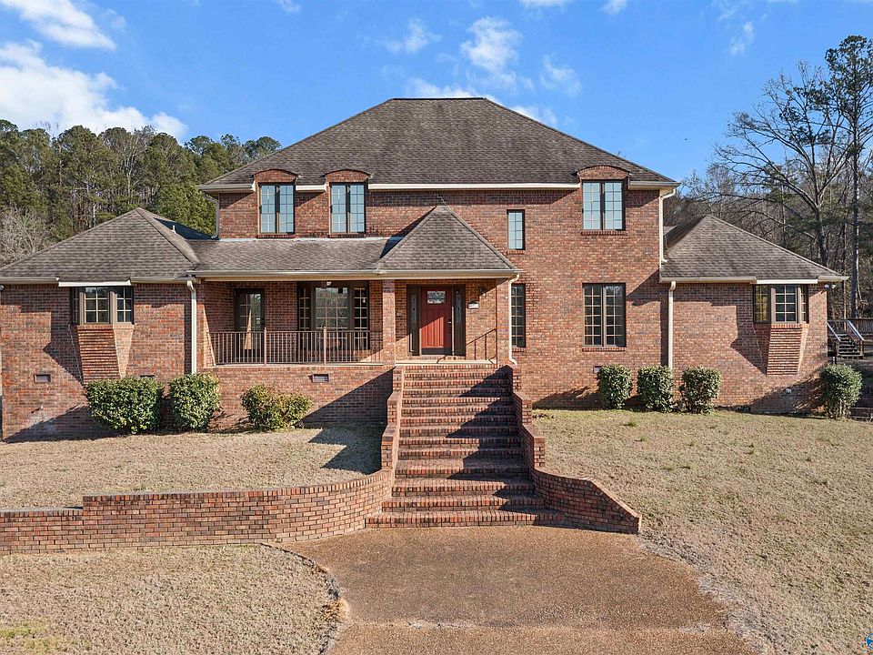 1st image of 911 Sibert Cir