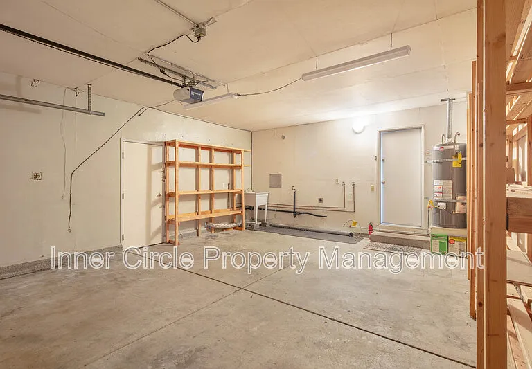 2225 Mount Whitney Dr — Photo 13