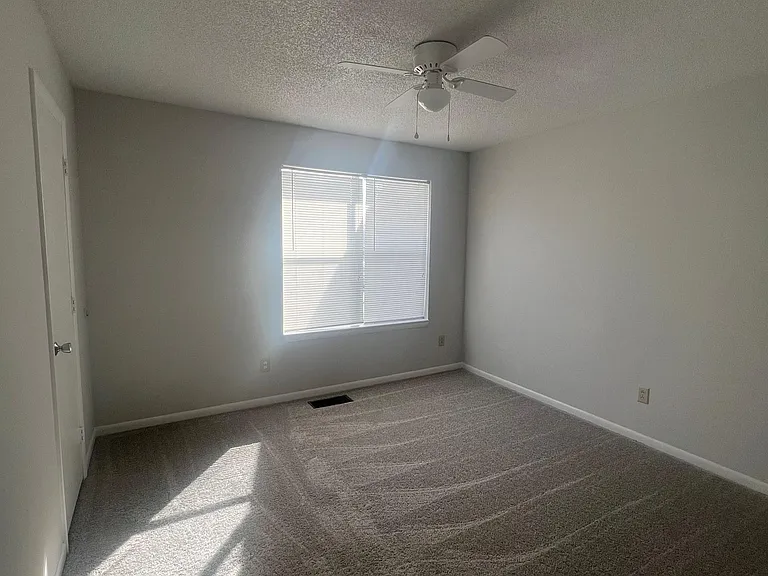206 Greenwood Dr #206 — Photo 11