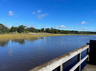 2 Pelican Bay Dr, Awendaw, SC 29429