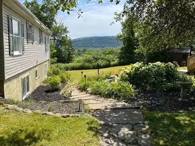 108 Woodview Ln #1 — Photo 8
