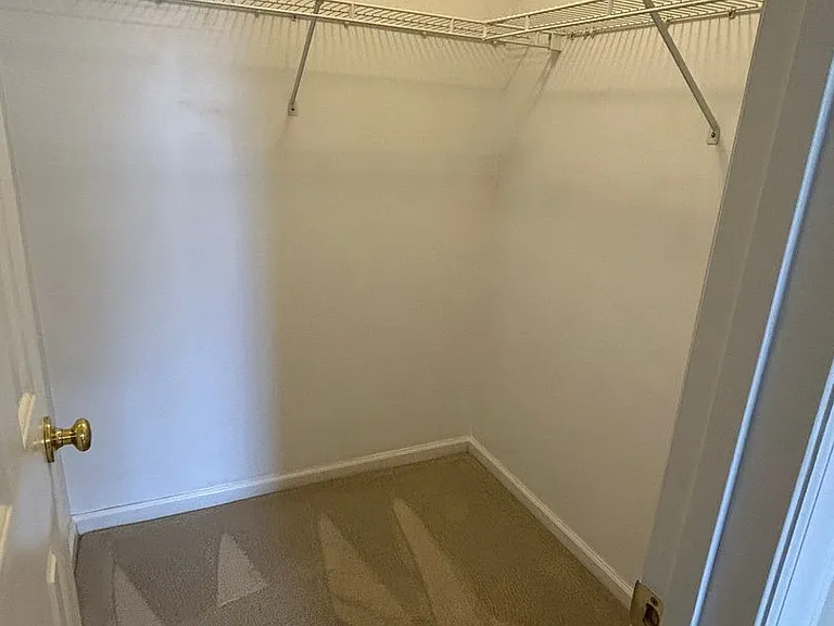 1300 Woodburn Ct — Photo 24