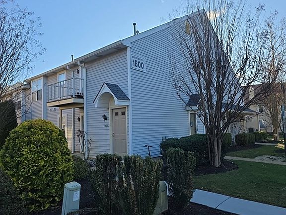 2nd image of 1808 Ralston Dr