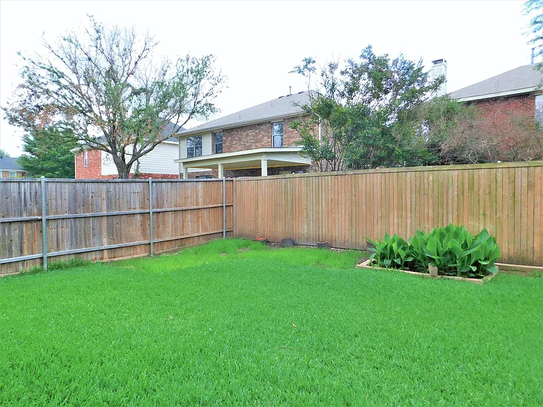 1508 Sequoia Grove Ln — Photo 26