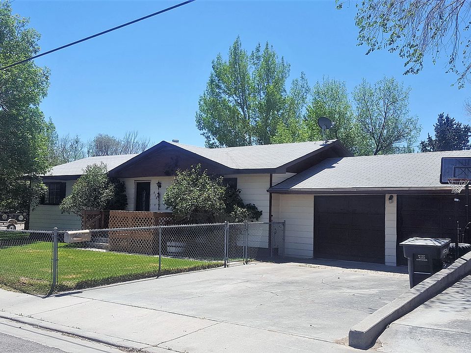 1st image of 410 Bridger Dr