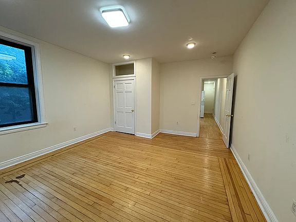 2nd image of 1356 Pacific St #2E
