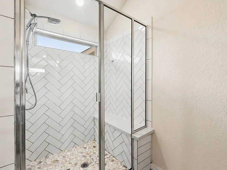 2046 Flametree Ave — Photo 26