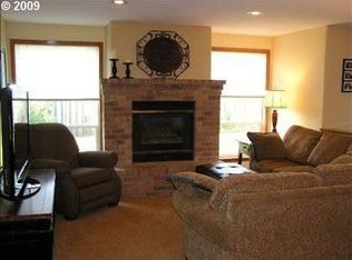 1304 SE 11th Loop, Canby, OR 97013