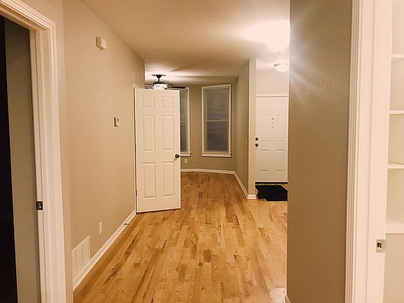 2nd image of 1007 E North Ave