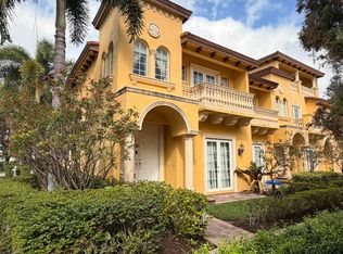 210 NE 69th Cir, Boca Raton, FL 33487
