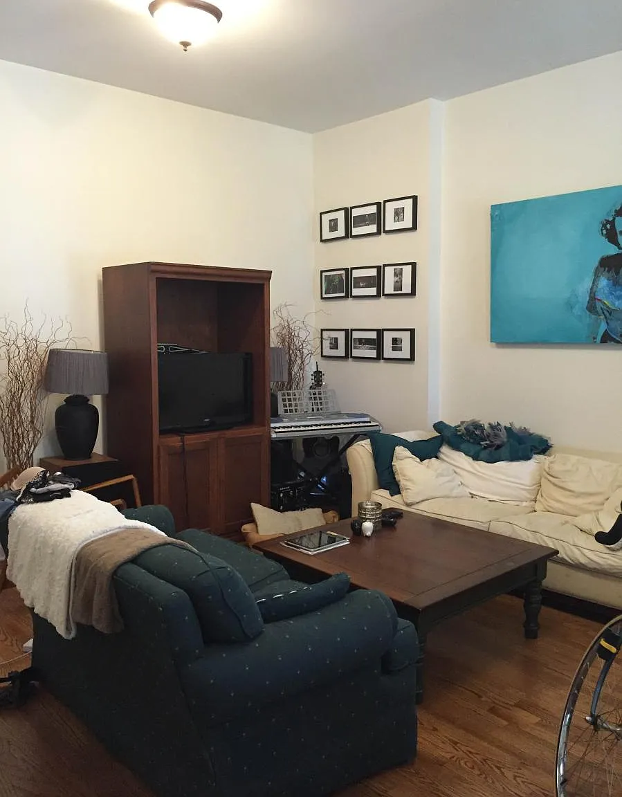 1 bed, 975 sqft, $1,900 — Photo 1