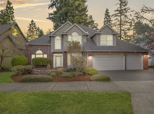 9795 SW Iowa Dr, Tualatin, OR 97062