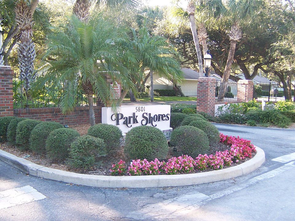 Entrance from A1A