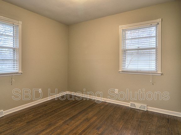 4th image of 10601 Skiles Ave