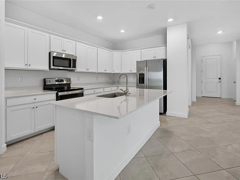 9156 Leatherwood Loop — Photo 10