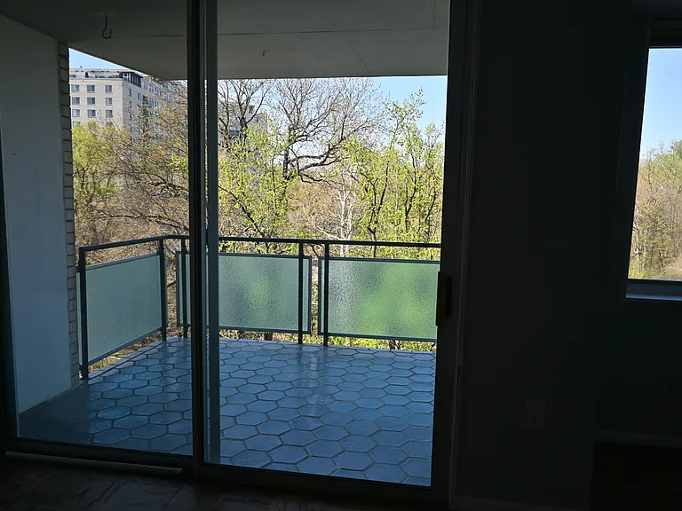 10500 Rockville Pike #415 — Photo 16
