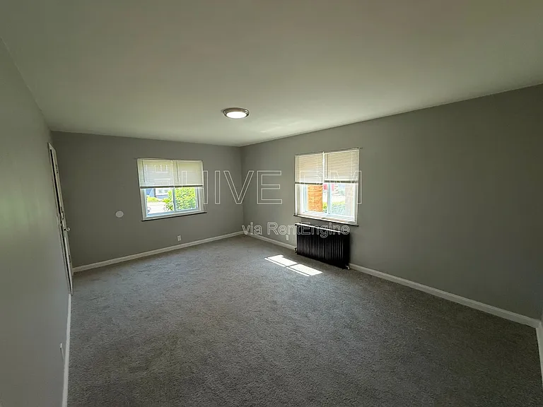 3135 Mozart Ave #2 — Photo 4