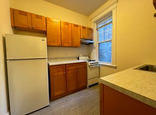 27 Park Dr #I7, Boston, MA 02215