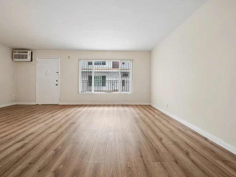 14143 Gilmore St #2 — Photo 8