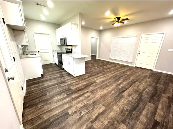 461 Ridge Rd, Sarah, MS 38665