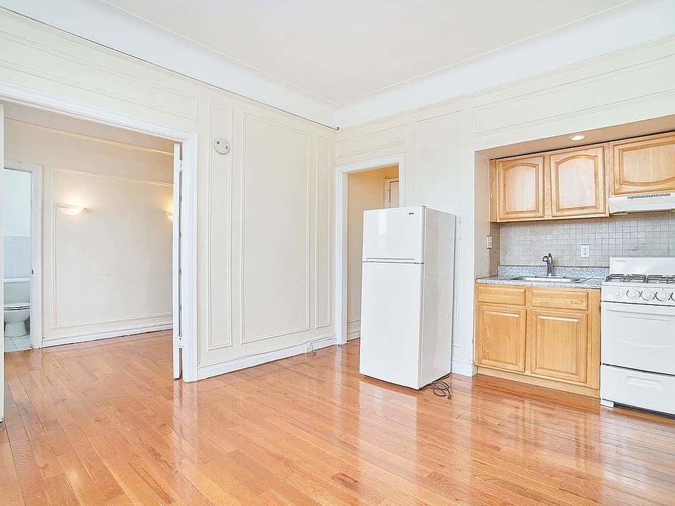 1st image of 862 Union St #4C
