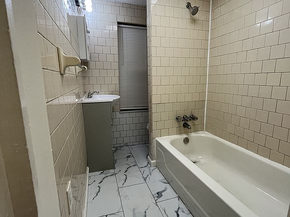 4th image of 121 W Saratoga St #10545120