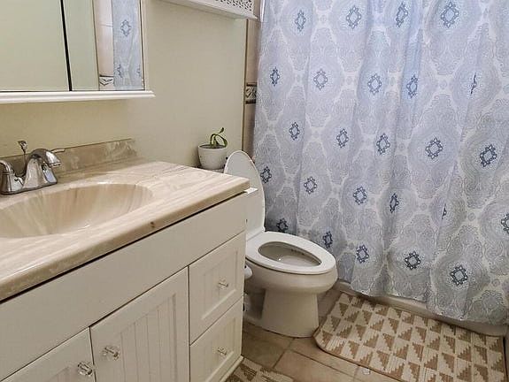4th image of 6541 NW 33rd Way